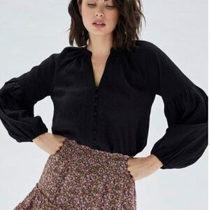 Minkpink Revolve Black Fatima Dozen Button Balloon Sleeves Blouse Size M NWT